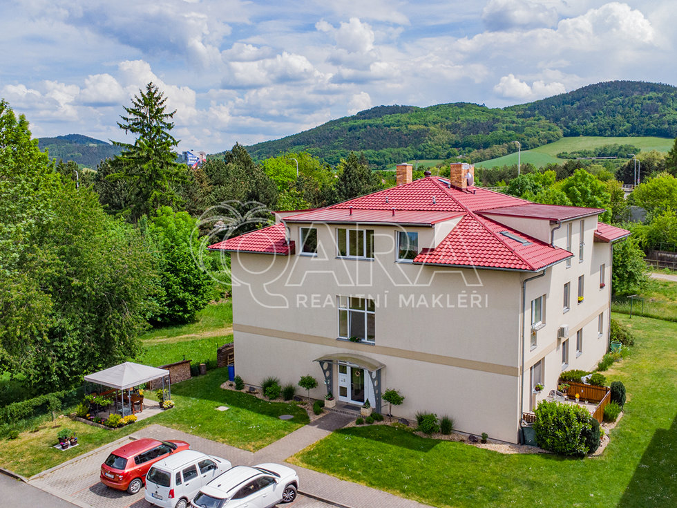 Prodej bytu 4+kk 117 m², Zdice