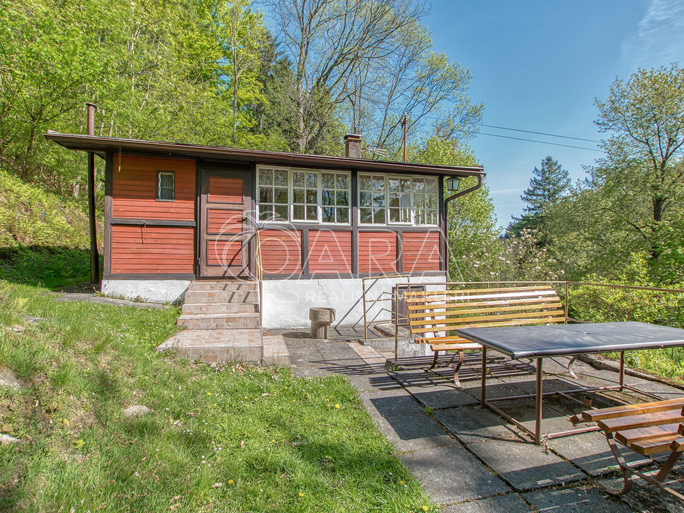 Prodej chaty 57 m², Komorní Lhotka
