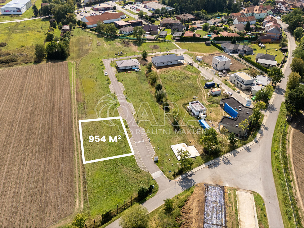 Prodej stavební parcely 954 m², Vodňany