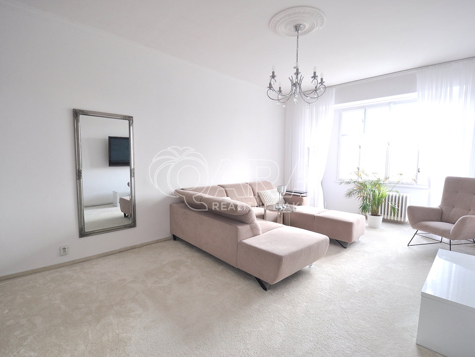 Prodej bytu 3+1 130 m², Praha
