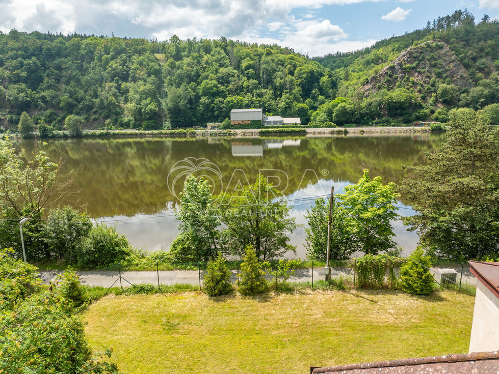 Prodej stavební parcely 1676 m², Vrané nad Vltavou