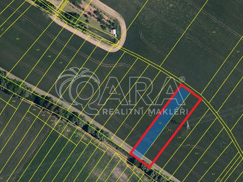 Prodej zemědělské půdy 3190 m², Šaratice