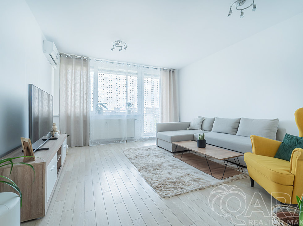 Prodej bytu 3+1 80 m², Praha