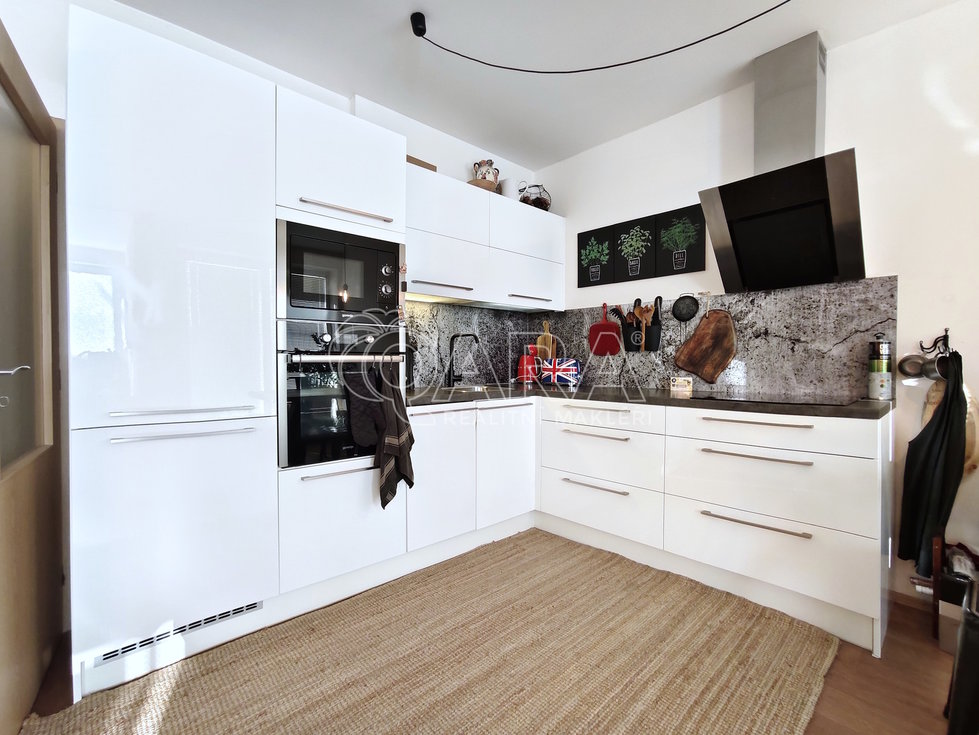 Pronájem bytu 1+kk, garsoniery 55 m², Praha