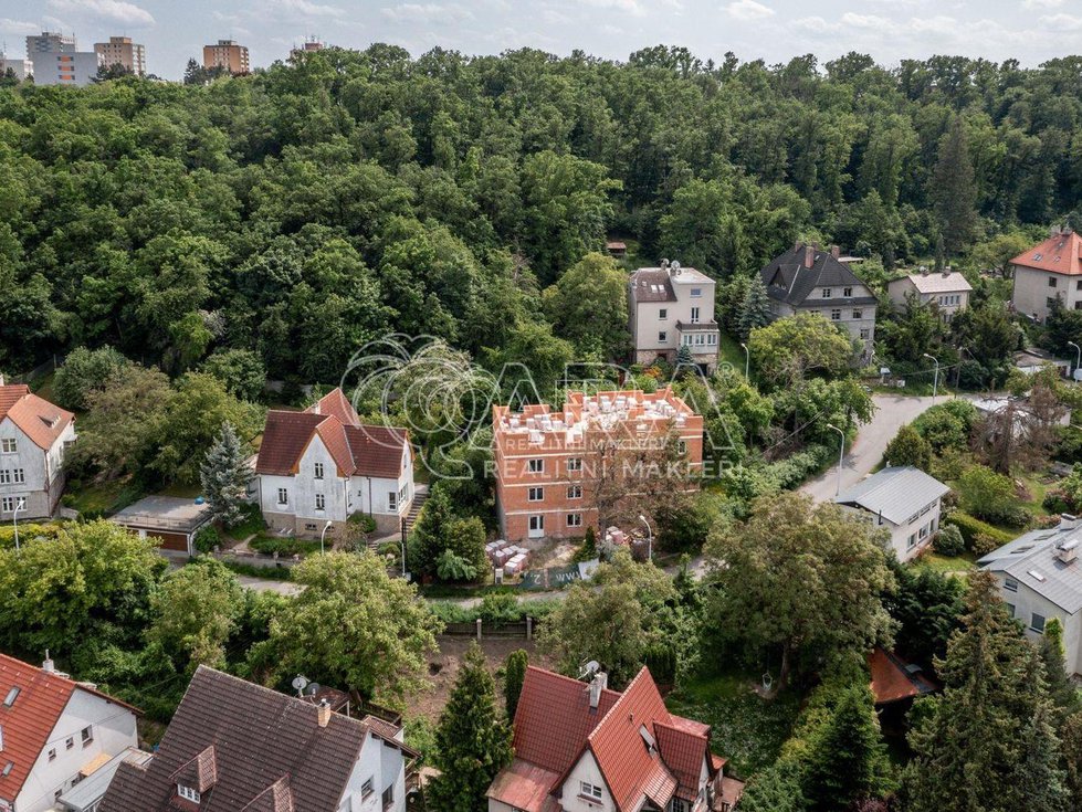 Prodej činžovního domu 904 m², Praha