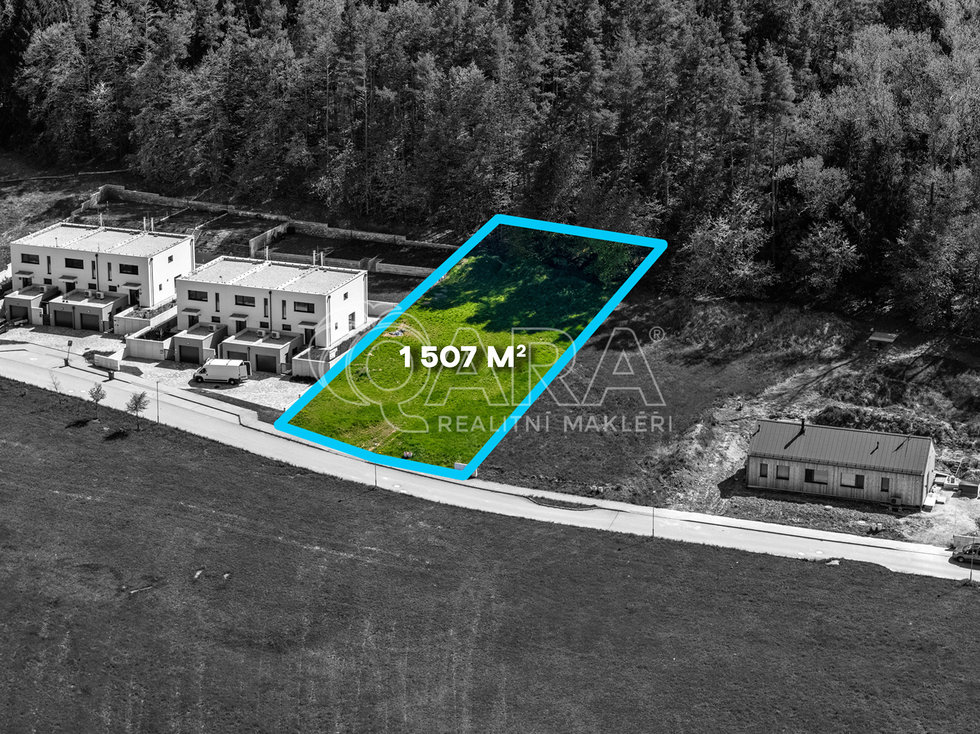 Prodej stavební parcely 1507 m², Hluboká nad Vltavou