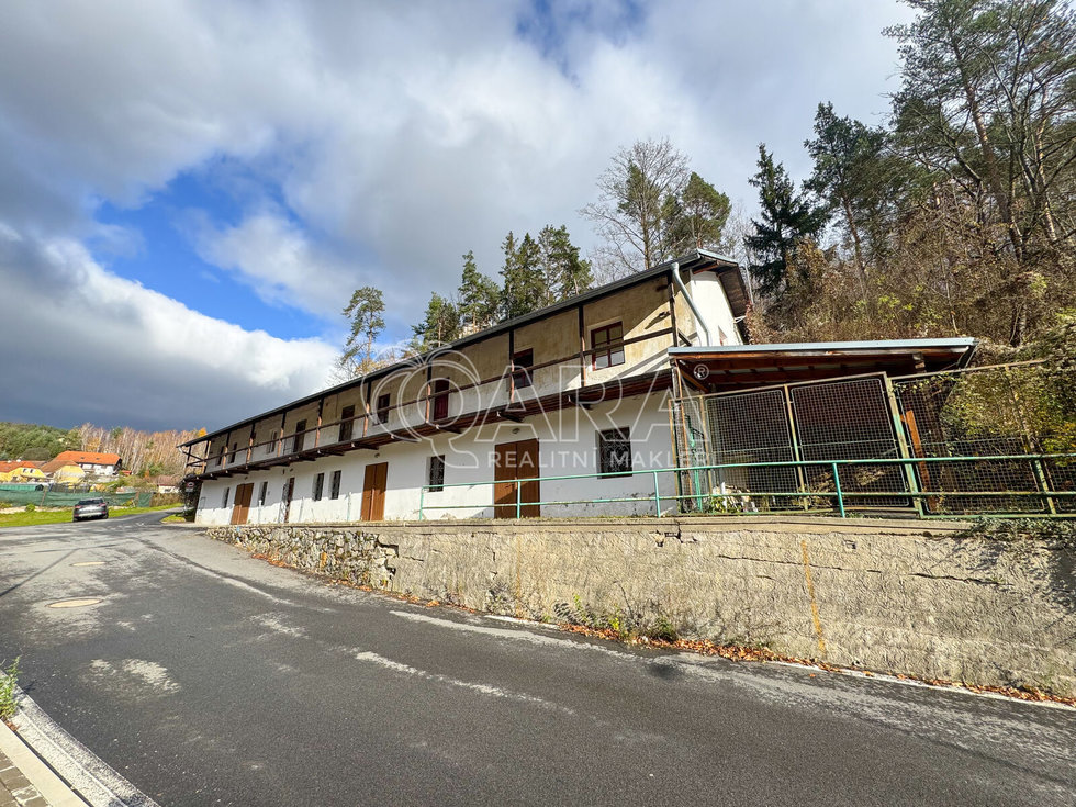 Pronájem obchodu 300 m², Český Krumlov