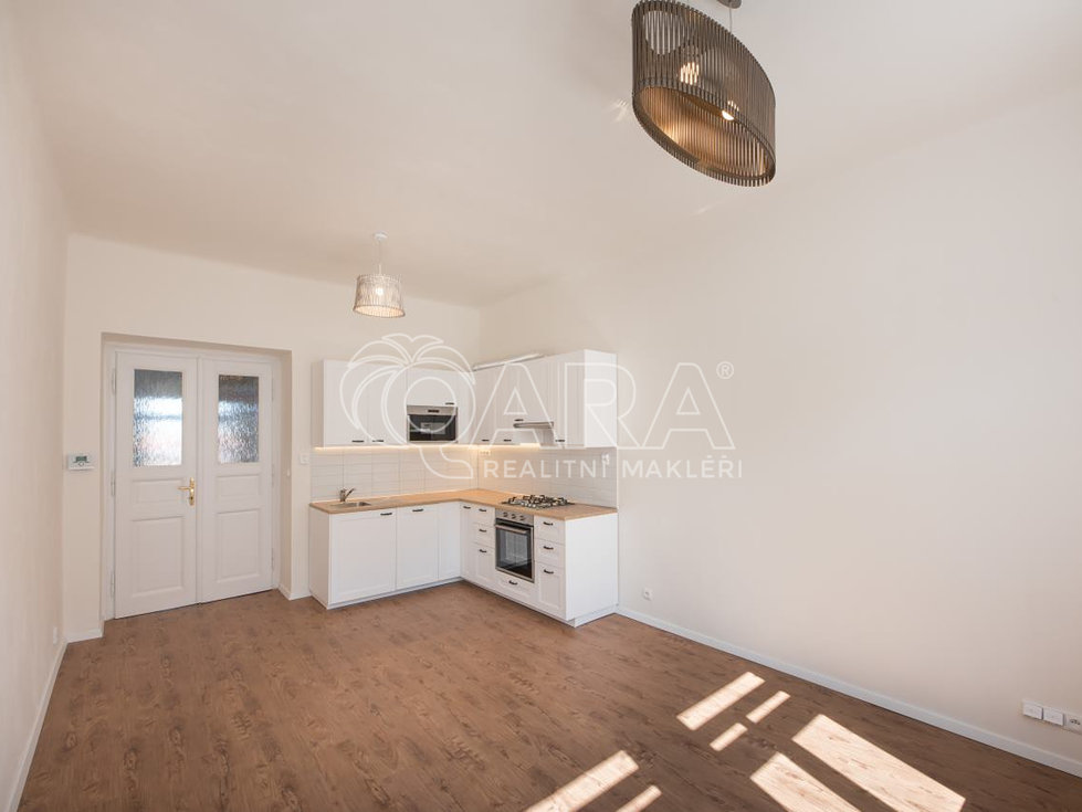 Pronájem bytu 2+kk 51 m², Praha