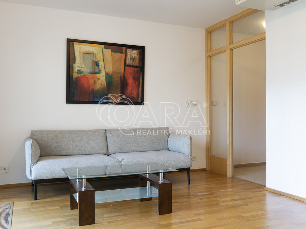 Pronájem bytu 2+kk 60 m², Praha