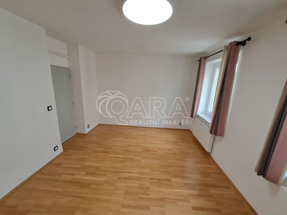 Pronájem Ostatních komerčních prostor 18 m², Praha