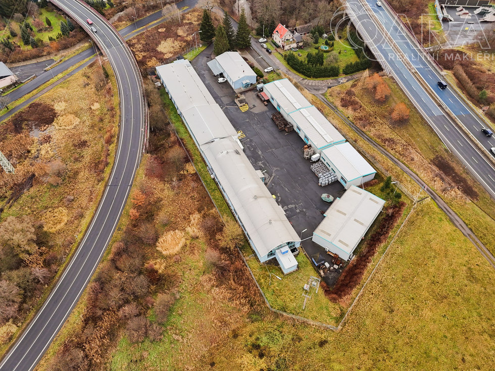 Prodej výrobního objektu 10407 m², Ostrov