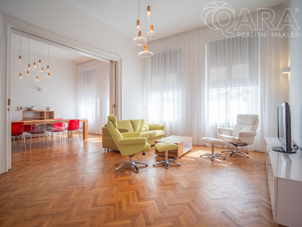 Pronájem bytu 4+kk 123 m², Praha