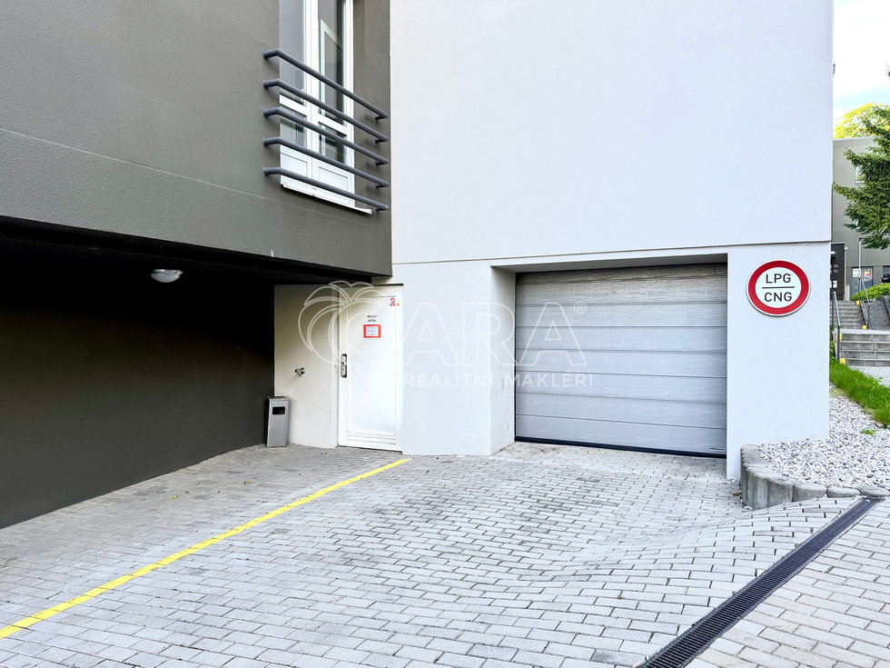 Prodej garáže 15 m², Praha