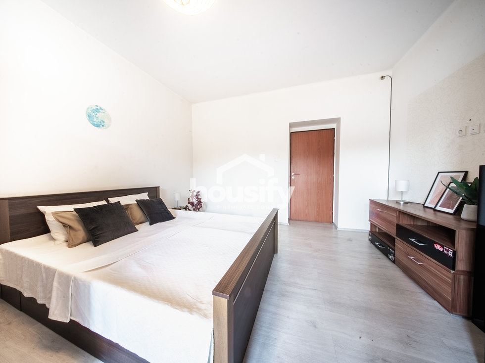 Prodej bytu 2+1 75 m², Šanov