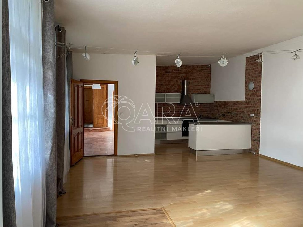 Pronájem bytu 1+1 89 m², Litomyšl