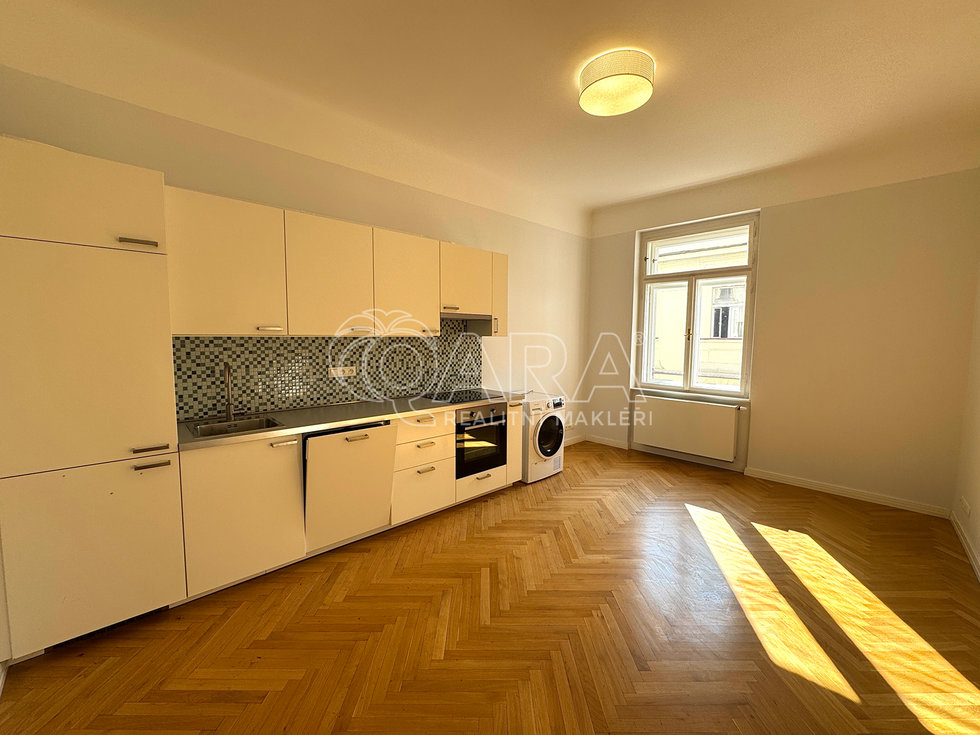 Pronájem bytu 3+kk 83 m², Praha