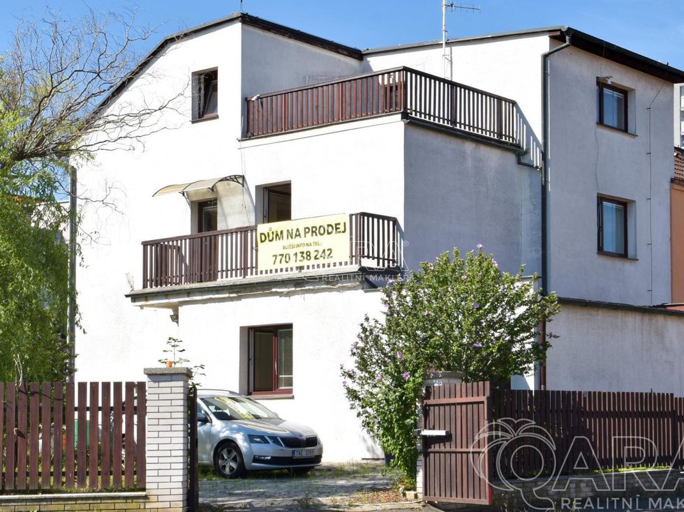 Prodej rodinného domu 284 m², Praha