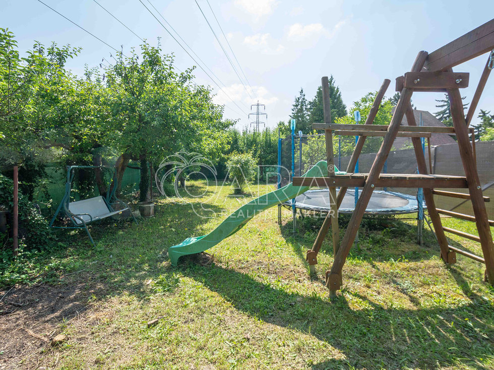 Prodej zahrady 400 m², Neratovice