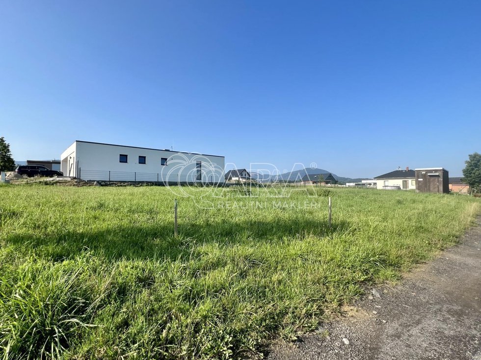 Prodej stavební parcely 1057 m², Tichá