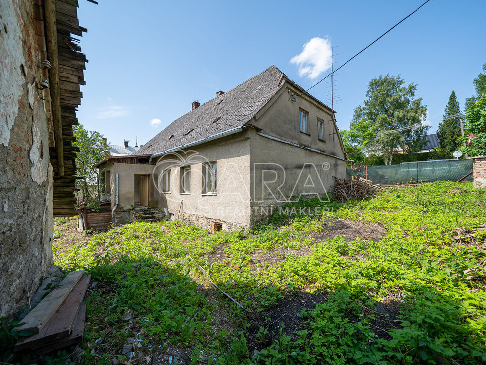 Prodej stavební parcely 749 m², Moravský Beroun