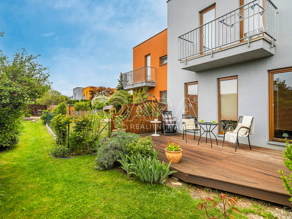 Prodej bytu 4+kk 96 m², Černošice