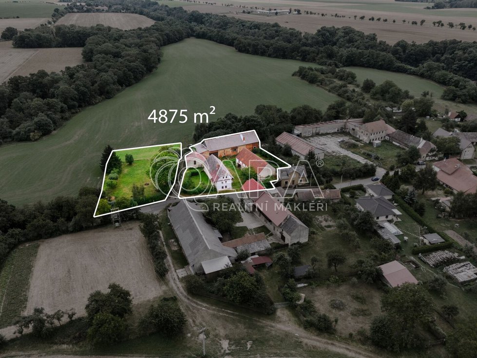 Prodej zemědělské usedlosti 440 m², Stránka