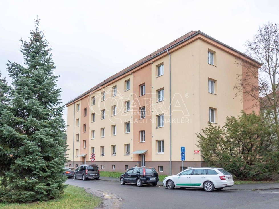 Pronájem bytu 2+1 54 m², Mělník