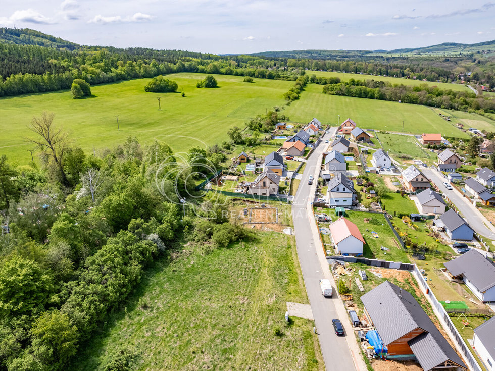 Prodej stavební parcely 957 m², Nový Jáchymov