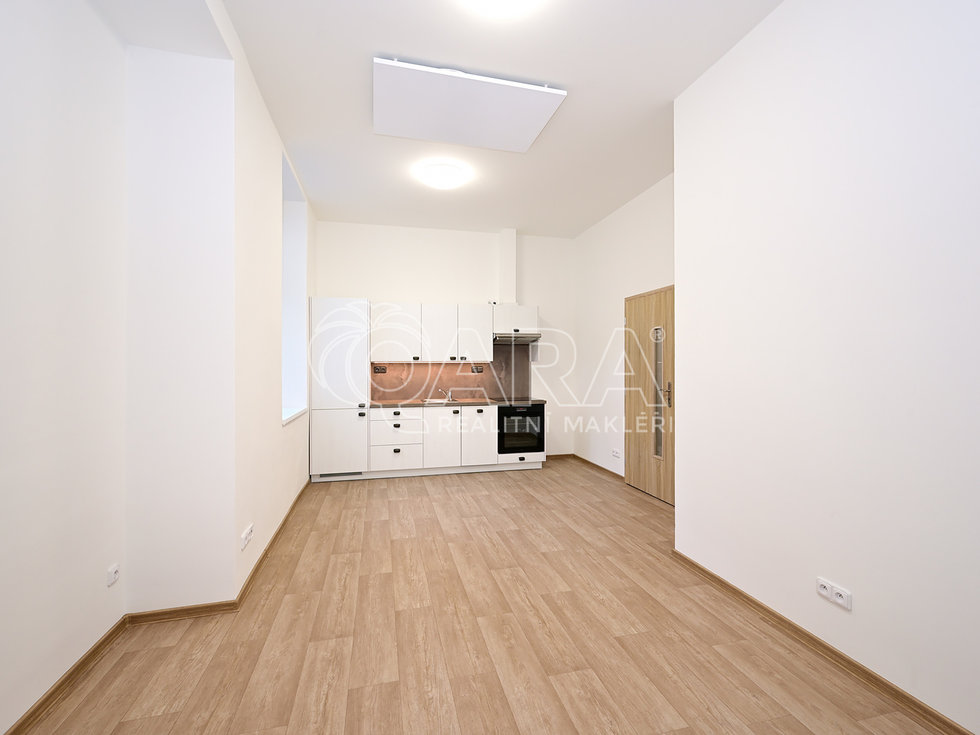 Pronájem bytu 1+kk, garsoniery 32 m², Praha