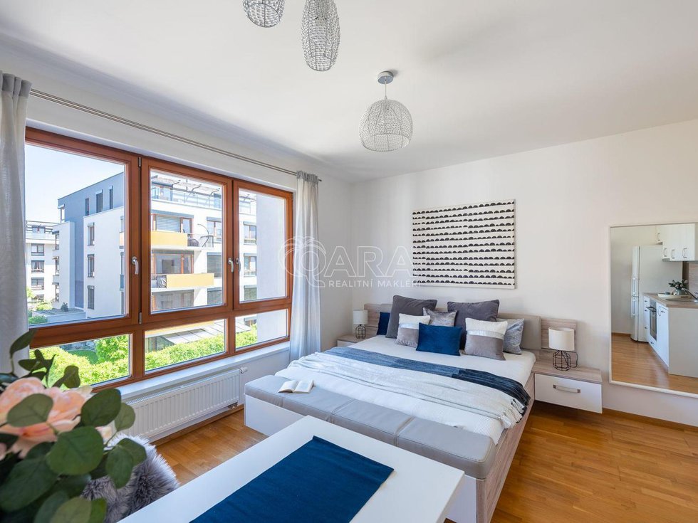 Prodej bytu 1+kk, garsoniery 30 m², Praha