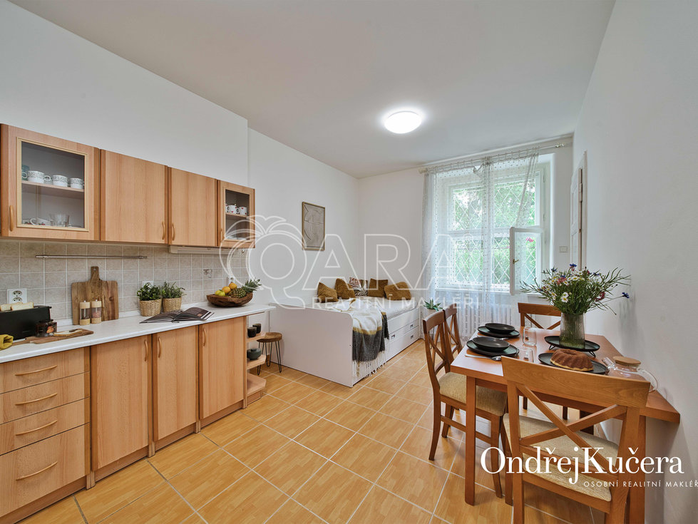 Prodej bytu 2+1 80 m², Praha