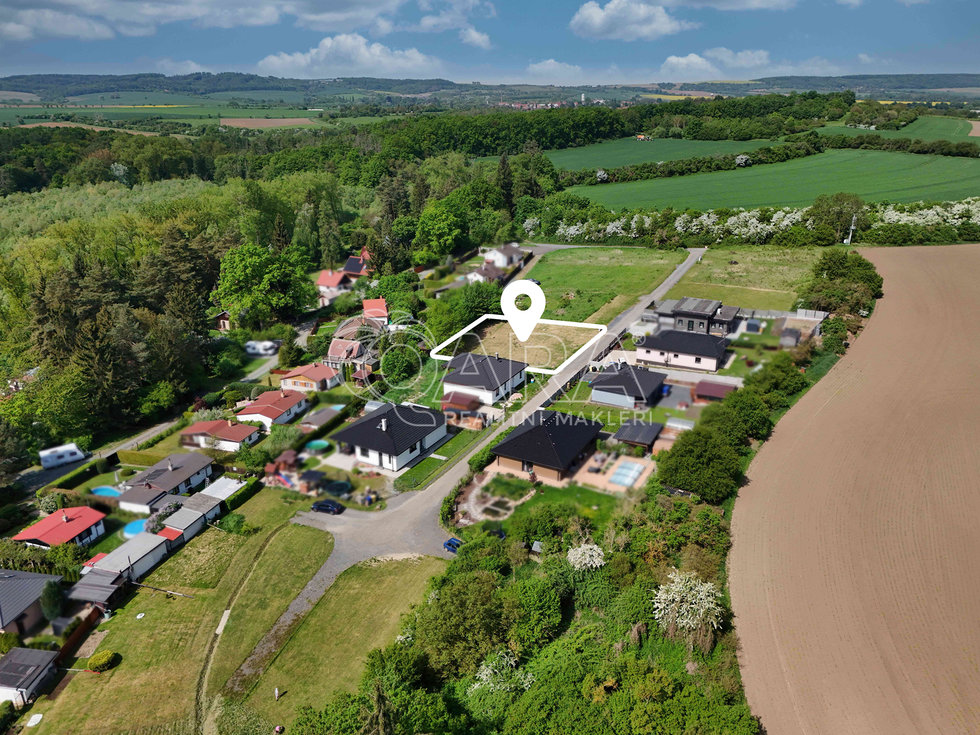 Prodej stavební parcely 795 m², Kouřim