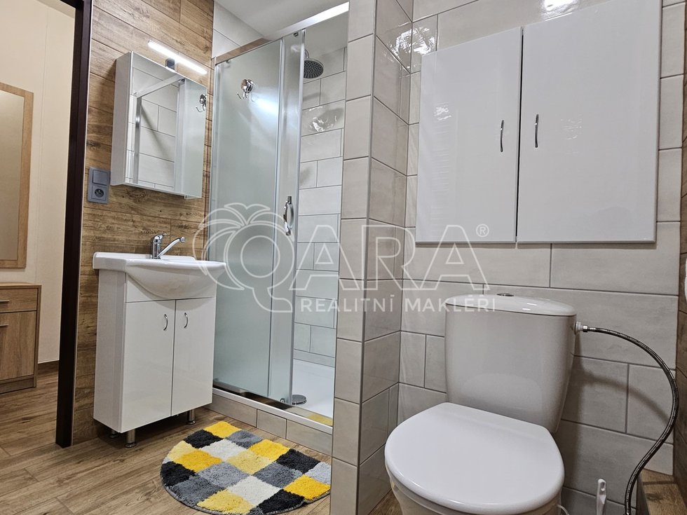 Pronájem bytu 1+kk, garsoniery 29 m², Trutnov
