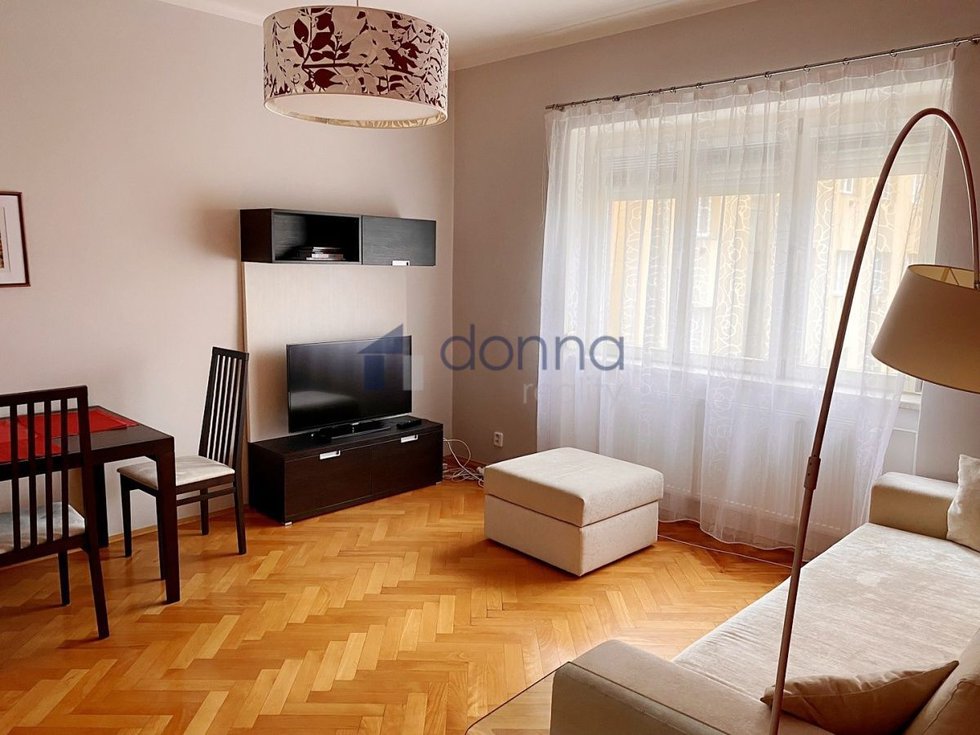 Pronájem bytu 2+1 55 m², Praha