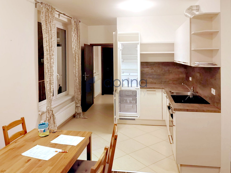 Pronájem bytu 2+kk 59 m², Praha