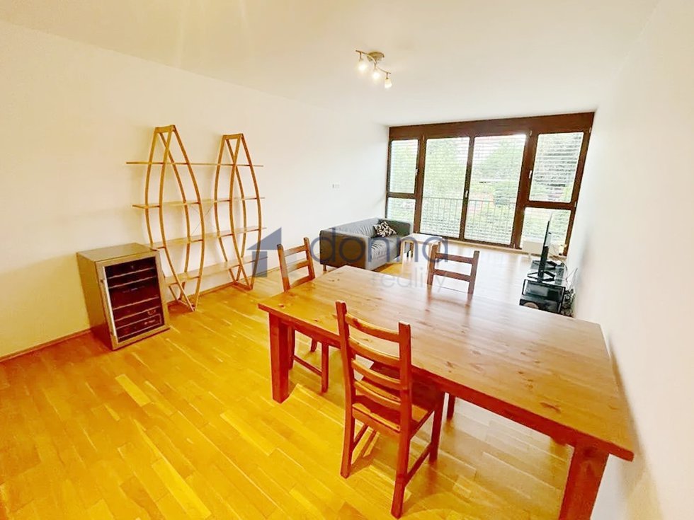 Pronájem bytu 2+kk 60 m², Praha