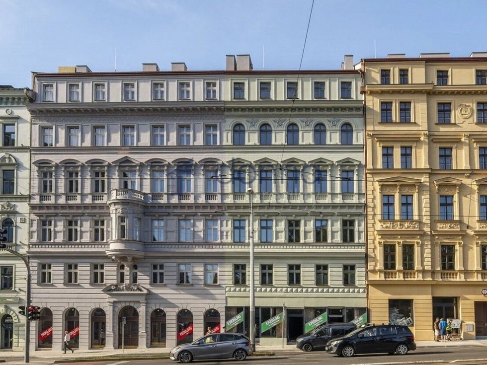 Pronájem obchodu 56 m², Praha