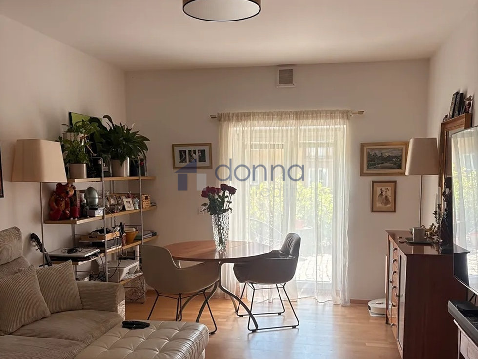 Pronájem bytu 2+kk 50 m², Praha