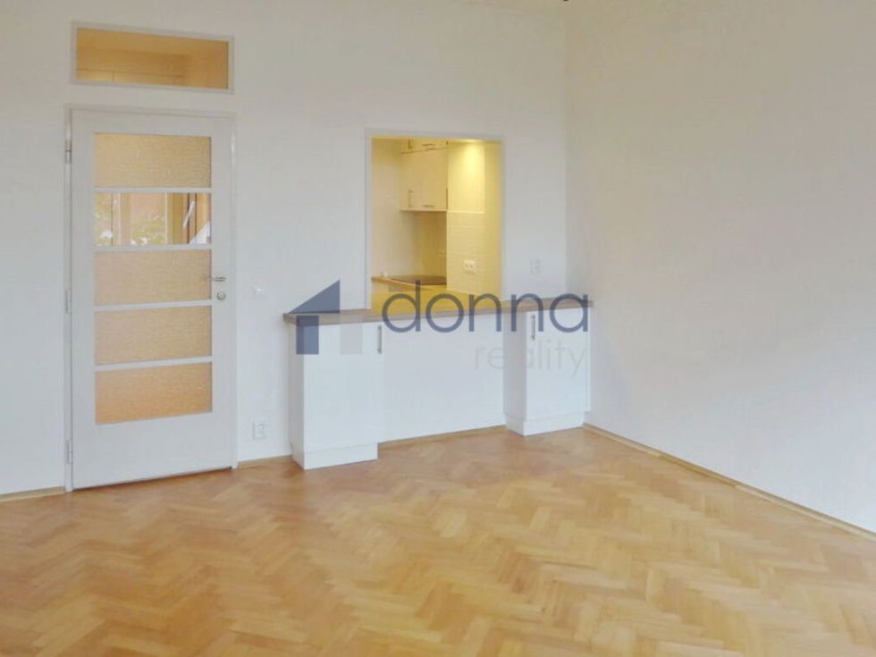 Pronájem bytu 3+1 69 m², Praha