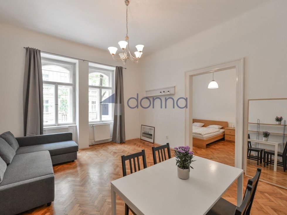 Pronájem bytu 2+1 65 m², Praha