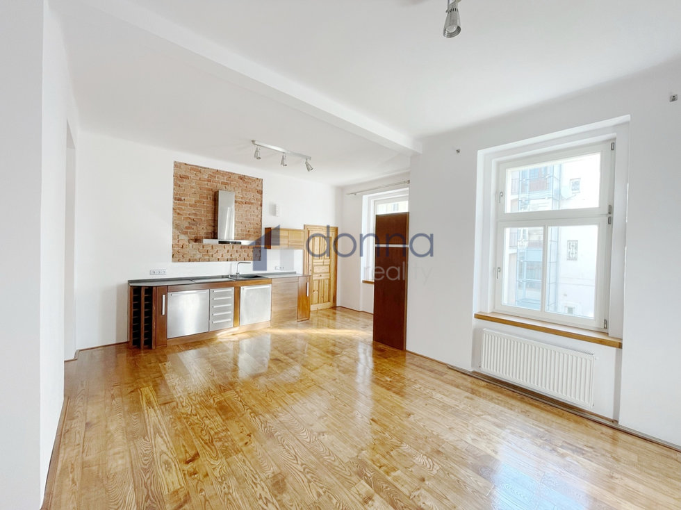 Pronájem bytu 3+kk 76 m², Praha