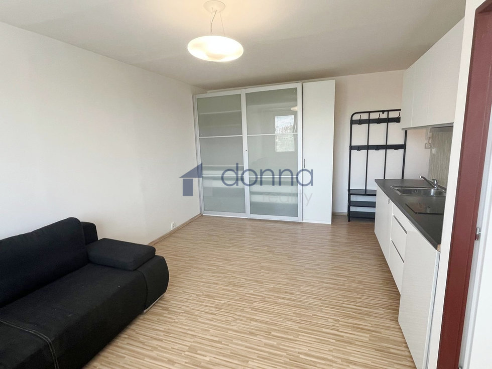 Pronájem bytu 2+kk 38 m², Praha