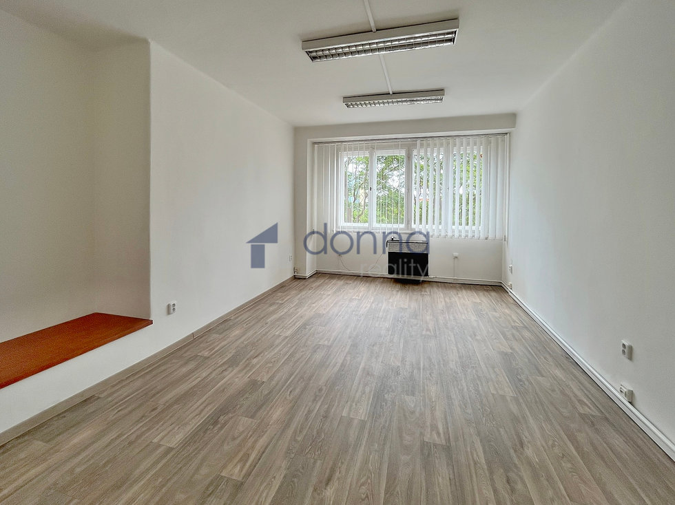 Pronájem kanceláře 59 m², Praha