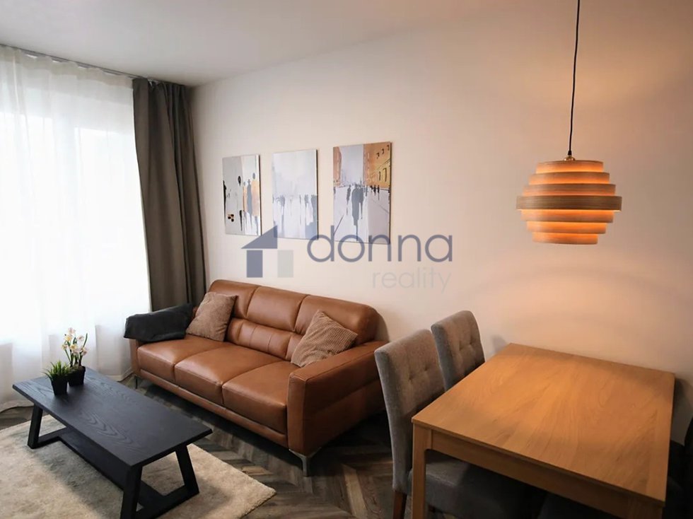 Pronájem bytu 2+kk 51 m², Praha