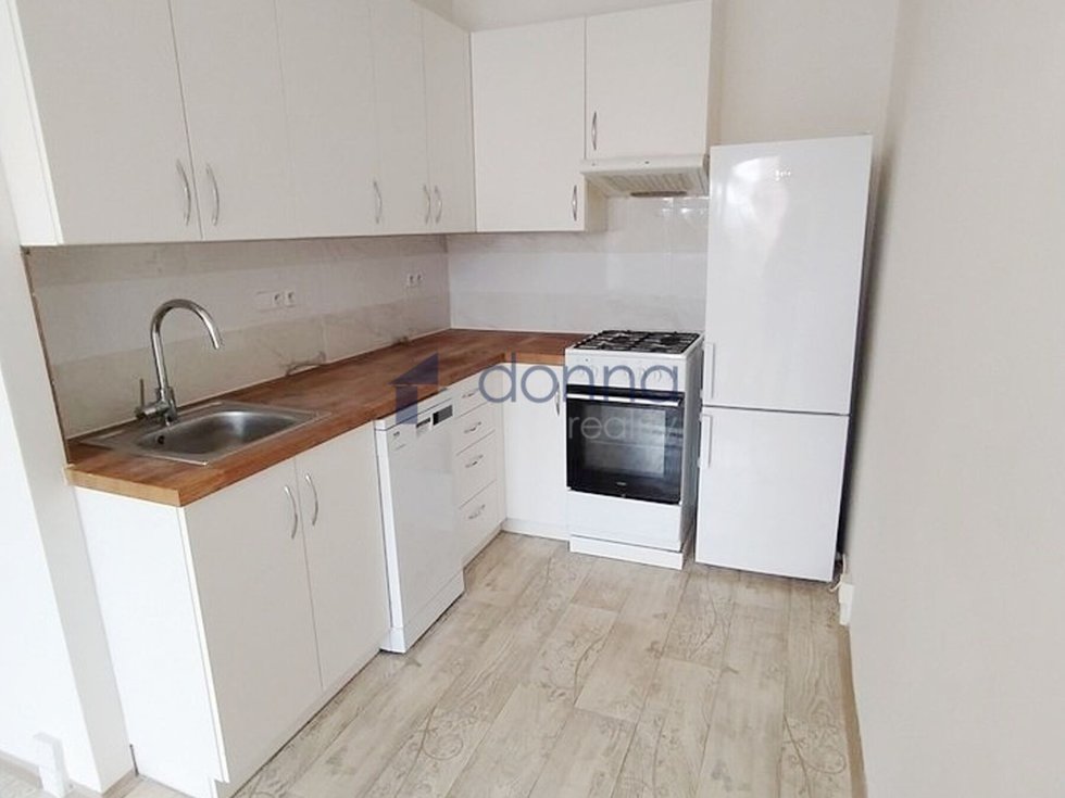 Pronájem bytu 2+kk 43 m², Praha