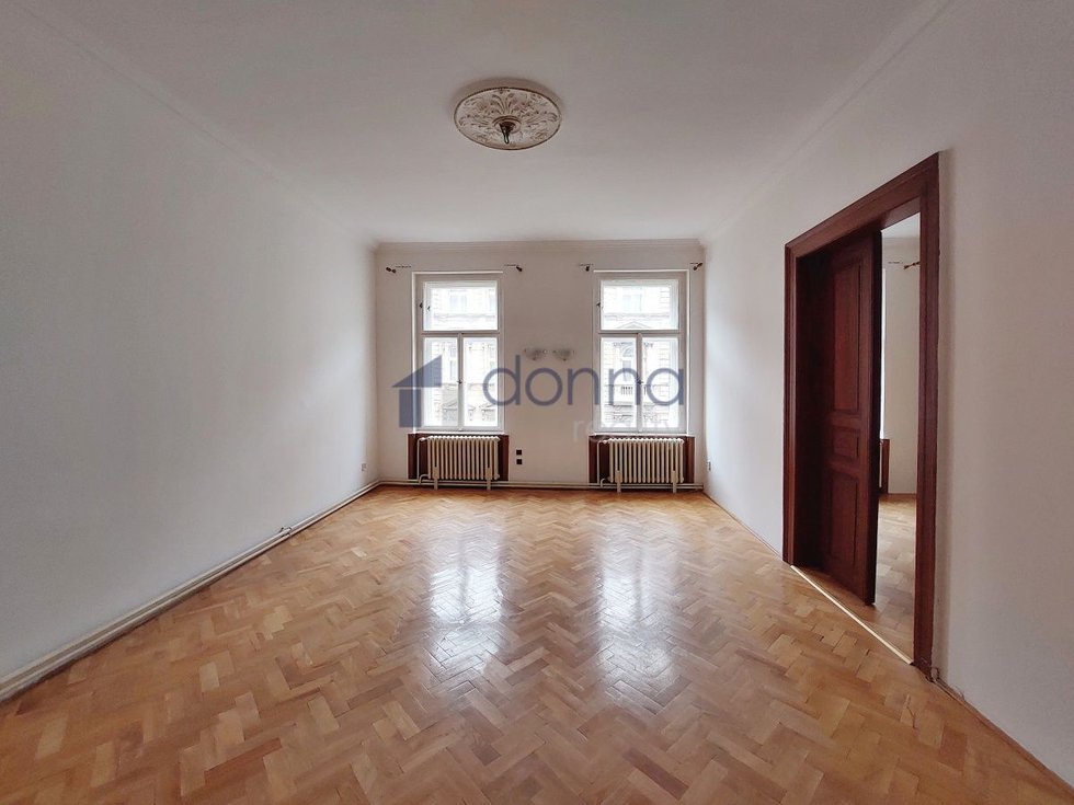 Pronájem bytu 4+kk 96 m², Praha