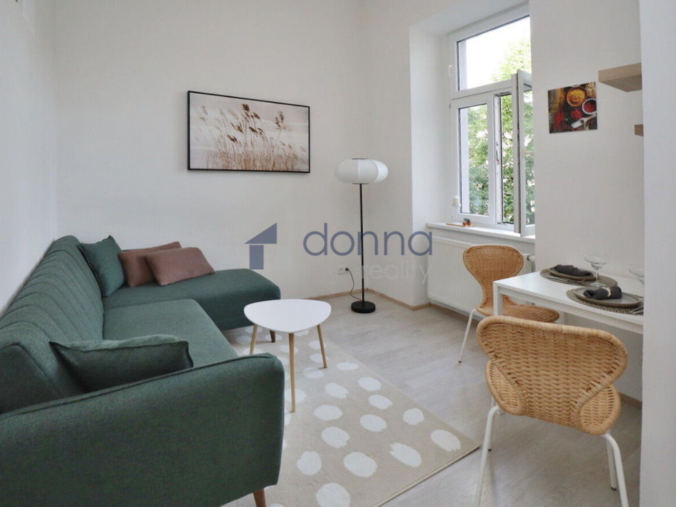 Pronájem bytu 2+kk 38 m², Praha
