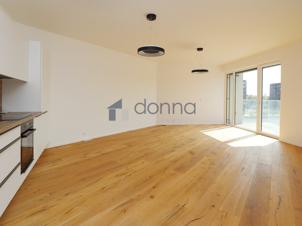 Pronájem bytu 2+kk 66 m², Praha