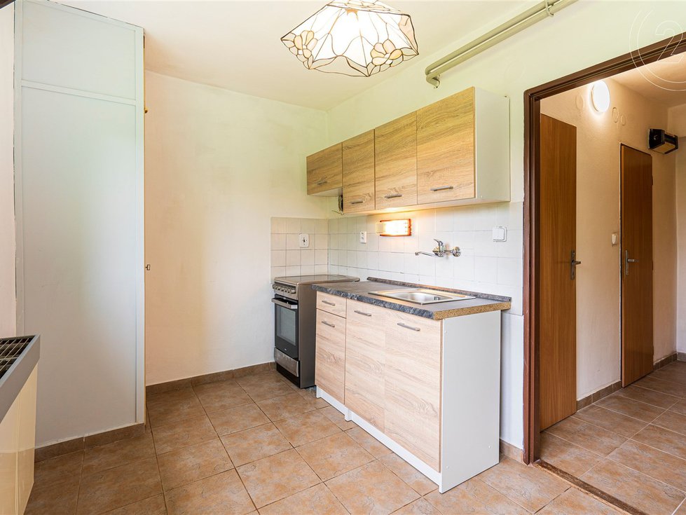 Prodej bytu 1+1 40 m², Potěhy