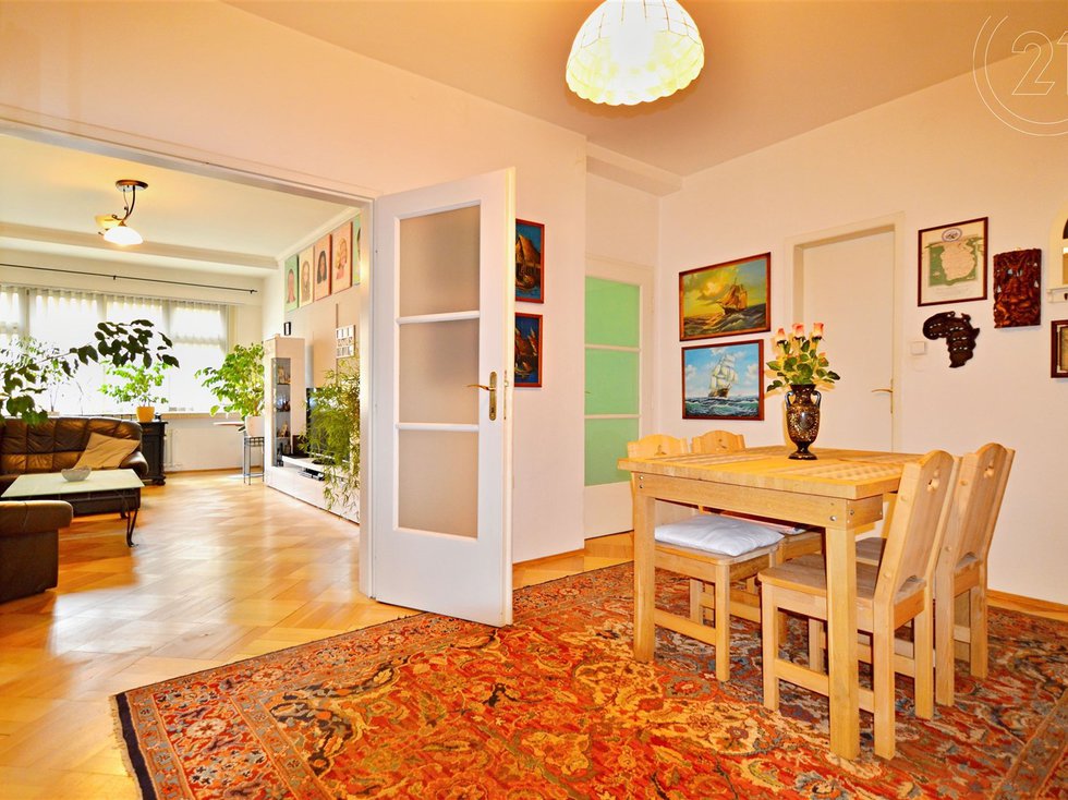 Prodej bytu 4+1 124 m², Praha